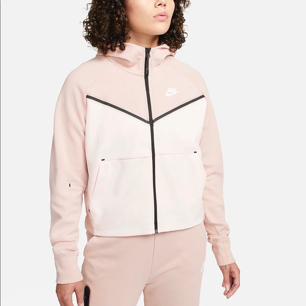 Nike Sportswear Tech Fleece Windrunner